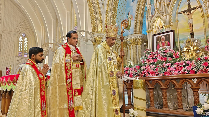 pope/divyabali/thrissur/kerala/