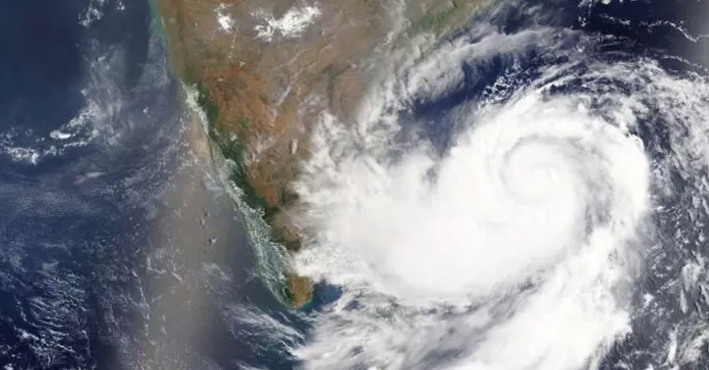 heavy-rains-next-5-days-winds-at-50-kmph/