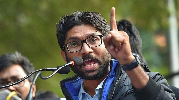 attacks/against/dailth/adivasi/in/gujarath/jgneshmevani/