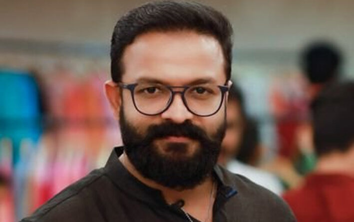 Photographer/assaulted/for/taking/Jayasurya's/picture/